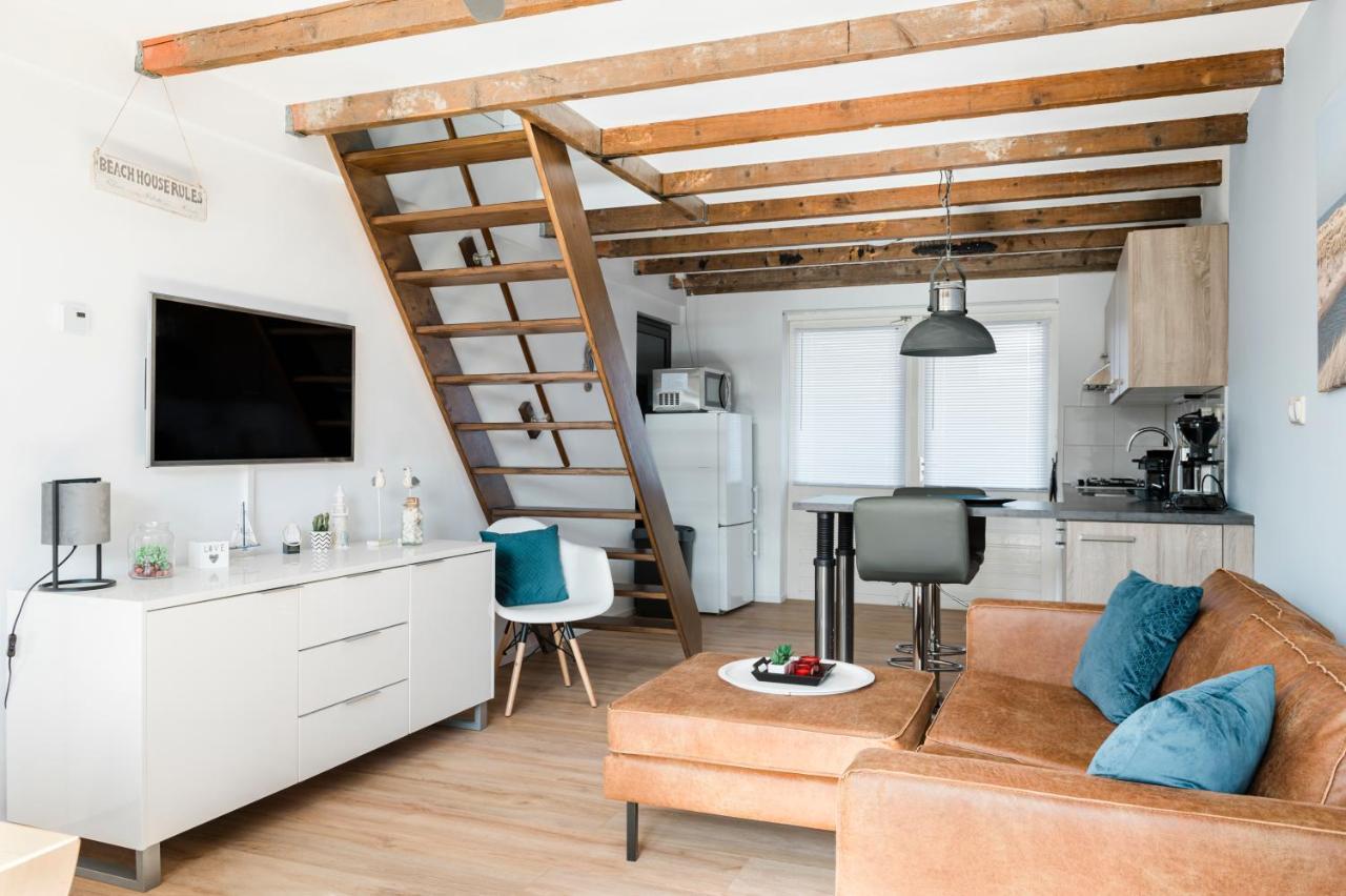 Strandhuis De Zeeparel Met Hottub Petten Exterior photo